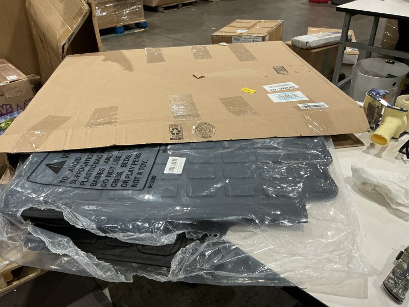 Condition photo showing Good Condition for powoq 7&8 seats cargo mat compatible with 2021-2026 toyota sienna trunk mat cargo liner tpe backrest mat trunk liner replacement for 2021-2026 toyota sienna accessories (trunk mat+backrest mat)