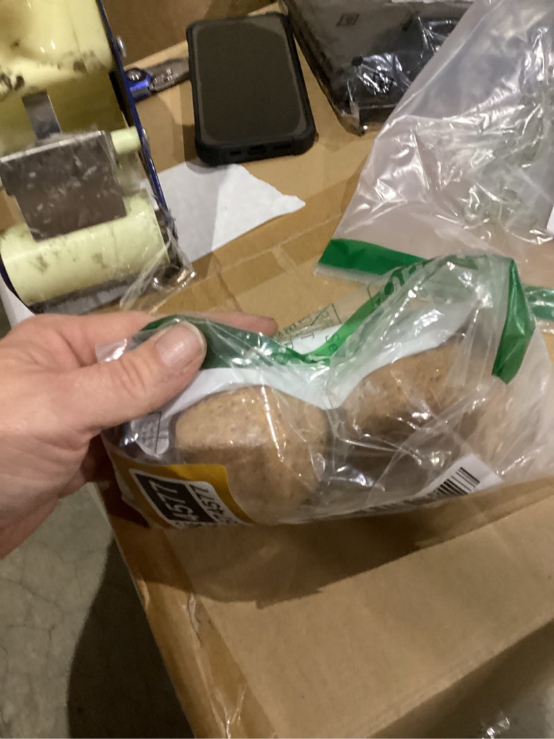 Condition photo showing Good Condition for Shappy 2 Pieces Cork Ball Wooden Cork Ball Stopper for Wine Glass Decanter Stopper Replacement Wine Carafe Decanter Replacement Gift for Whiskey Champagne Bottle Holiday Party Supply (2.4 Inch/6.1 cm) 2 2.4 Inch