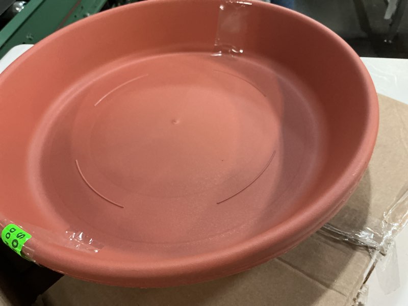 Condition photo showing Good Condition for The HC Companies 17.5 Inch Classic Round Plant Saucer, Lightweight UV-Resistant Plastic Outdoor & Indoor Flower Pot Tray, 2-Pack Plant Pot Trays for Garden & Home Decor, Clay Clay 17.5" Pack of 2