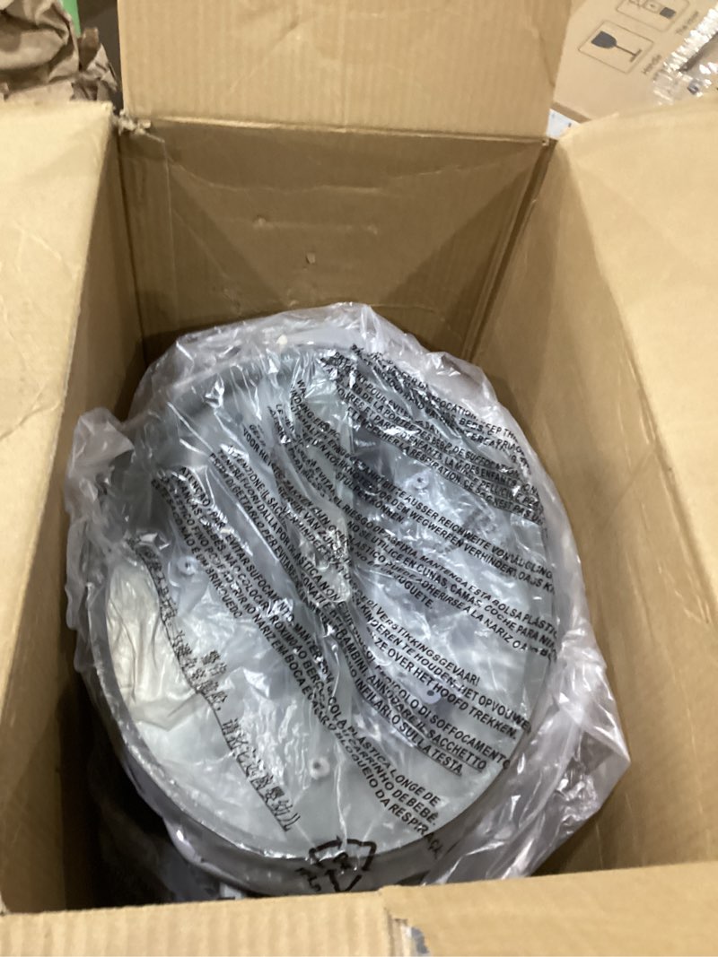 Condition photo showing Good Condition for BLACK+DECKER 7-Quart Digital Slow Cooker, SCD7007SSD, Temperature Probe, Sous-Vide, Locking Lid, Removable Stoneware Crock Deluxe Slow Cooker