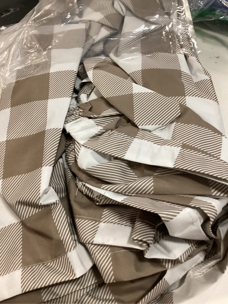 Condition photo showing Good Condition for smiry picnic table cover with bench covers, waterproof elastic fitted tablecloths for 6 foot rectangle tables, washable buffalo plaid tablecloth for camping, outdoor (khaki & white, 30"x72") 30" x 72" khaki and white