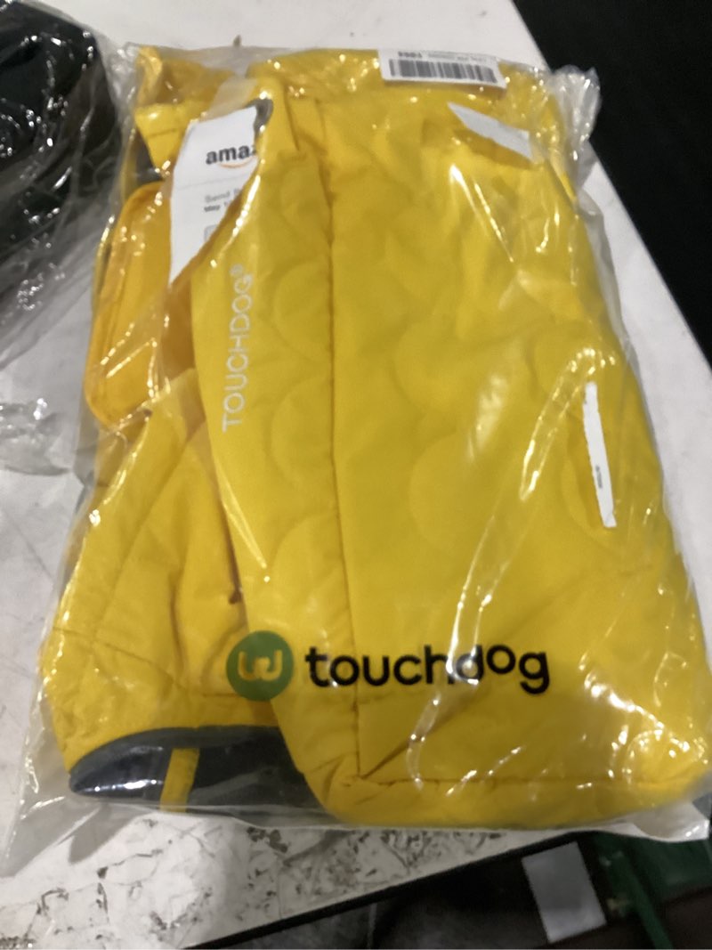 Condition photo showing Good Condition for macaron cloud pet carrier bag for small dogs and cats, lightweight handheld shoulder crossbody puppy carrier with storage pocket, breathable expandable pet travel carrier for (yellow)