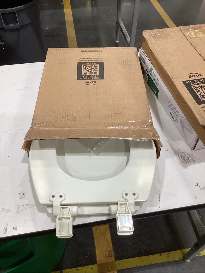 Condition photo showing Good Condition for mayfair cassel slow close toilet seat, easy clean, non slip premium wood seat, easy install, made in usa, round, biscuit seat round
