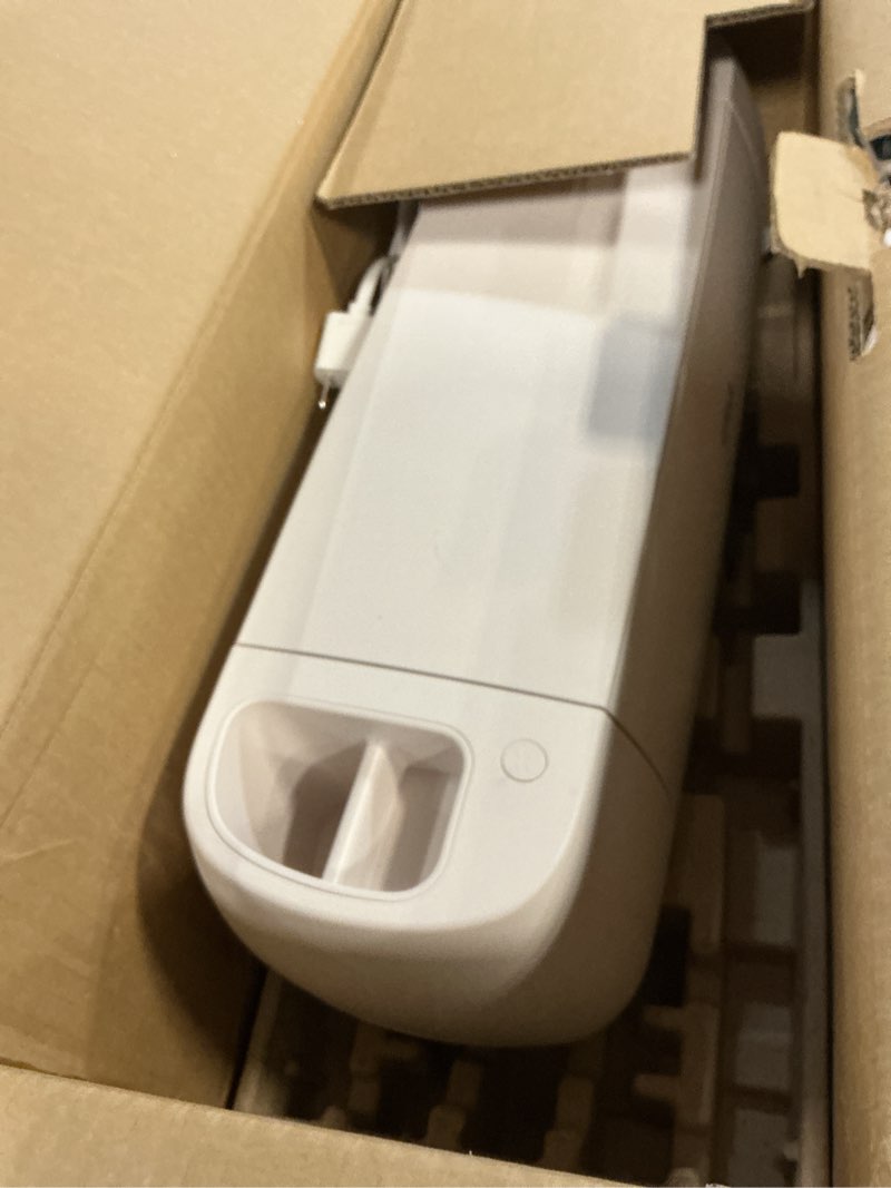 Condition photo showing As Is for cricut explore 4 smart cutting machine, seashell