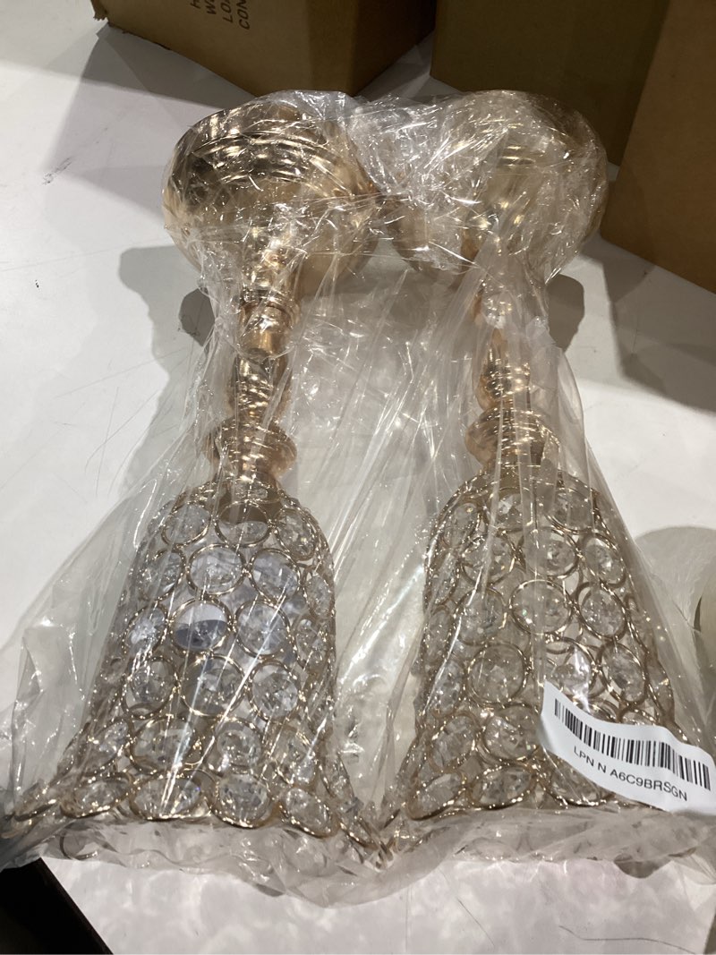 Condition photo showing Good Condition for 2pcs Elegant Crystal Trumpet Metal Centerpiece Vases, Wedding Table Decoration Flower Stand Tulip Shape Decor Artificial Flower Arrangement Vase for Wedding Restaurant Vase Home Decor (Gold) 2 Gold