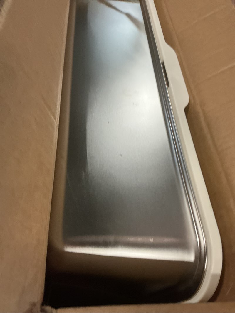 Condition photo showing Good Condition for Stainless Steel Cat Litter Box - Enclosed XL Metal Kitty Litter Box with Lid for Big Cats, High Sided, Anti-Leakage, Easy Cleaning, Non-Sticky, Included Litter Mat, Cat Bowl & Spoon White