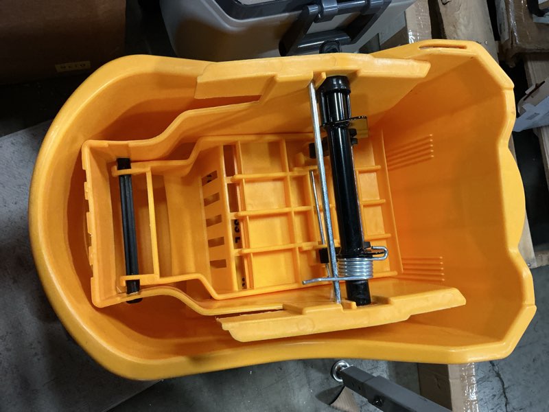 Condition photo showing Good Condition for member's mark commercial mop bucket with wringer, 36 qt.