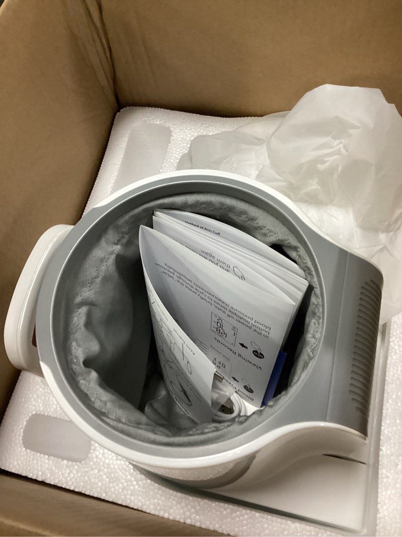 Condition photo showing Good Condition for cavn blood pressure monitor, one-touch barrel-type upper arm blood pressure monitors for home use, no-wrap auto-fit design, fits arms 7.1"-16.5", 3-color backlight, 2 users 2×99 memory white