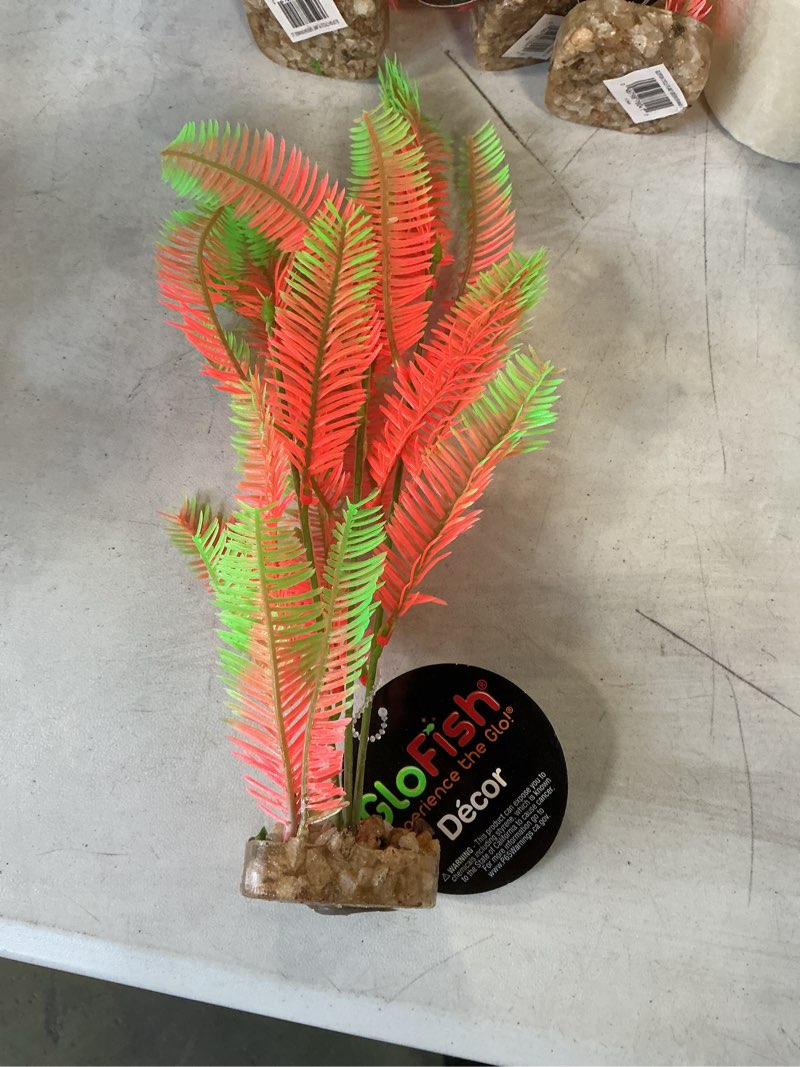 Condition photo showing New/Like New for GloFish Green and Orange Large Fluorescent Under Blue LED Light Decor Aquarium Plant (8 pieces)