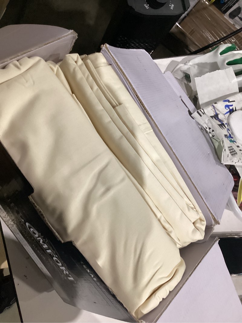 Condition photo showing New/Like New for TEXAS LINEN CO. 100% Egyptian Cotton Sheets California King Size - 1500 Thread Count Cal King Sheet Set Egyptian Cotton, 4 PC Luxury Bedsheet (Ivory), Soft, Cooling, 17" Deep Pocket Bedsheet Set California King Ivory