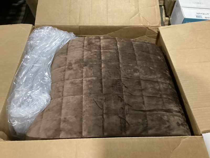 Condition photo showing Good Condition for RECYCO Luxury Velvet Quilt Set King Size Bedding Sets, Ultra Soft Velvet Comforter Set, Lightweight Channel Box Stitch Oversized Bedspread Coverlet for All Season, with 2 Shams, Walnut Brown King/Cal King (108" x 92") Walnut Brown