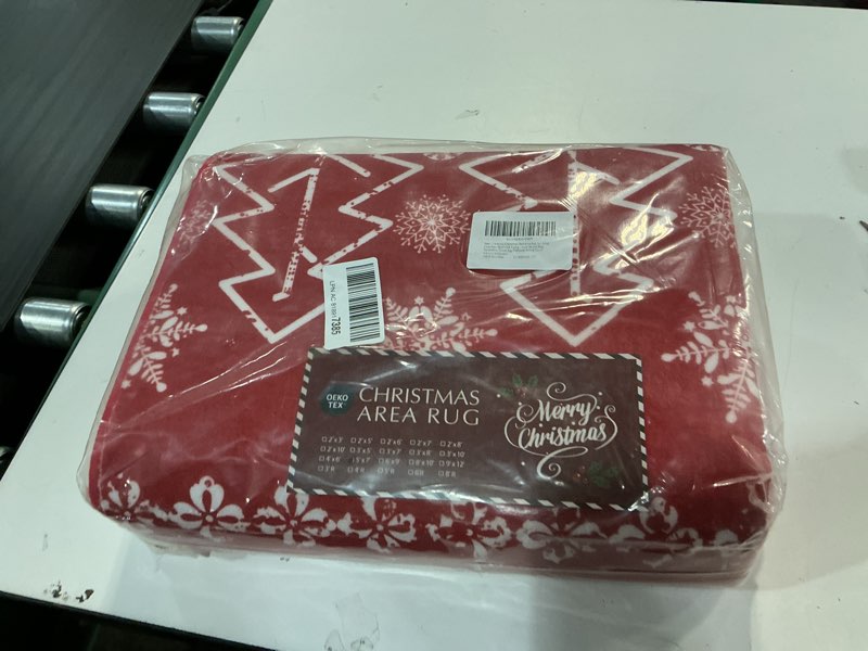 Condition photo showing New/Like New for Christmas Area Rug 5x7 Red Washable Kitchen Carpet Xmas Snowflake Holiday Decor Indoor Throw Rug Decorative Living Room Non Slip Soft Low Pile Bedroom Dining Room Office Nursery Bathroom 5' x 7' (Rectangular) Rug Snow Red