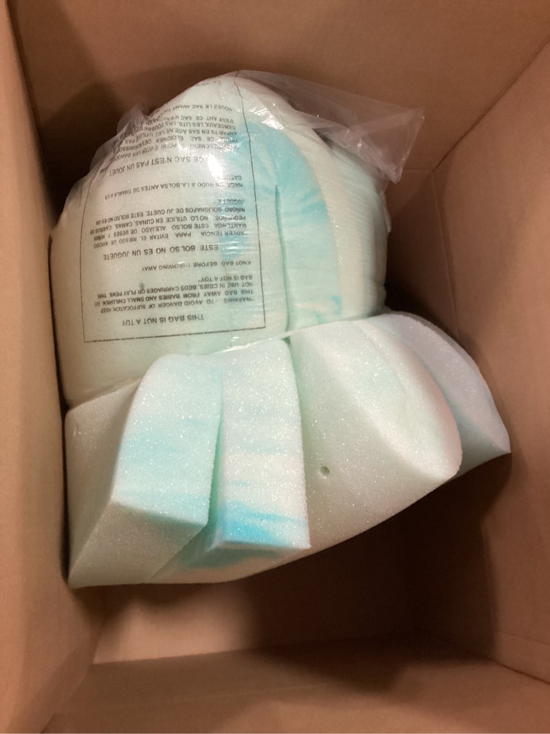 Condition photo showing Good Condition for Amazon Basics Cooling Gel-Infused Memory Foam Mattress Topper, CertiPUR-US Certified, 3 inches, Queen, Blue