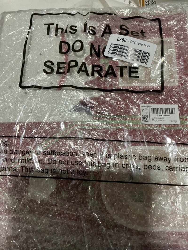 Condition photo showing Good Condition for AmazingSpark 12 Pack Large Christmas Enchanted Gift Boxes Wonderland Cottage House Shaped Christmas Boxes with Handle, Real Estate Agent Gift Bag Xmas Paper Candy Packaging Box, 11.8 x 7.9 x 7inches