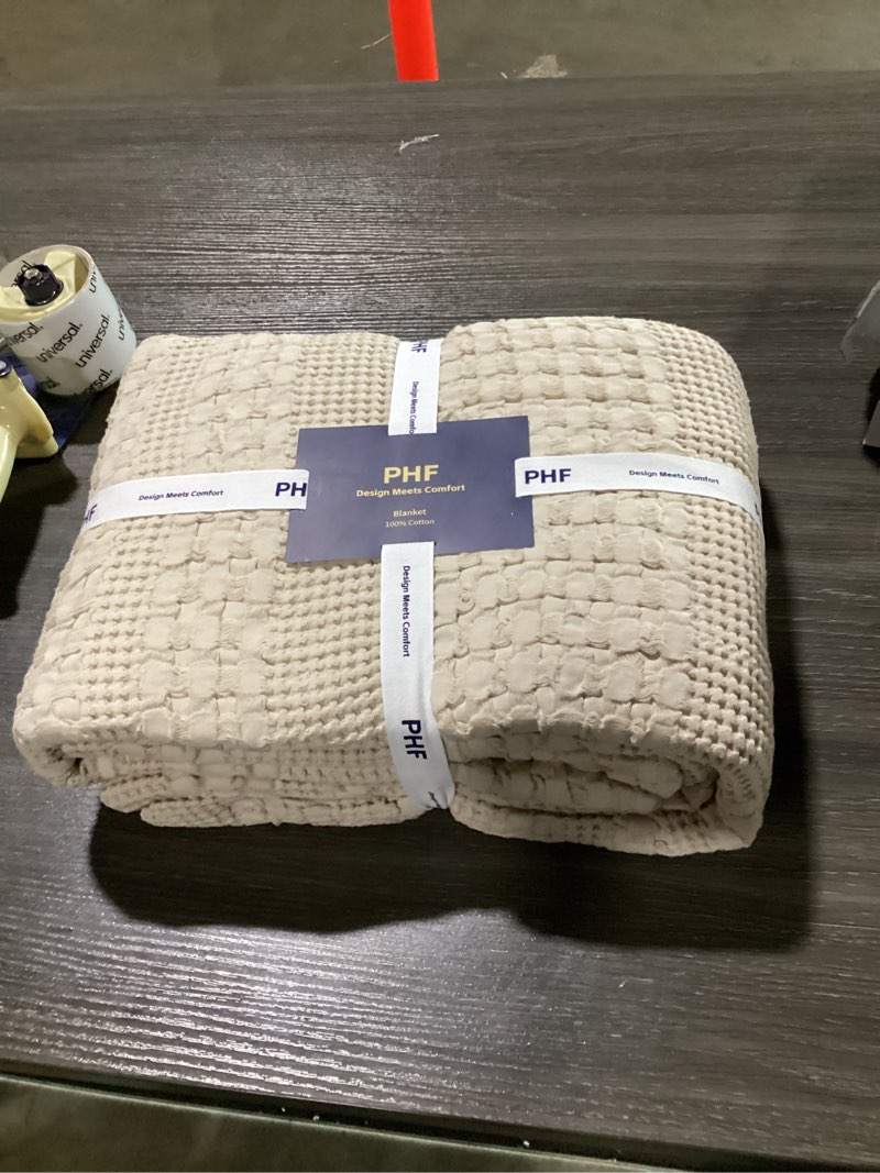 Condition photo showing Good Condition for phf 100% cotton waffle weave blanket king size for bed, soft lightweight & breathable for spring and summer, all-season comfort, luxury aesthetic blanket for home decor, 108"x90", light taupe/oatmeal king(108"x90") light taupe/oatmeal