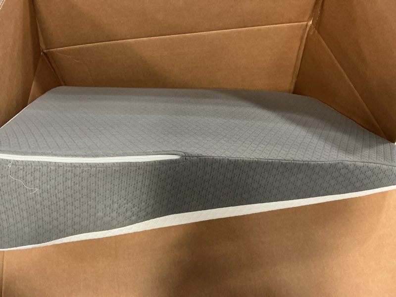 Condition photo showing Good Condition for kolbs bed wedge pillow for sleep apnea, fsa eligible acid reflux, and back pain relief, with chic jacquard cover - headboard wedges for sleeping (extra wide 7.5" height)