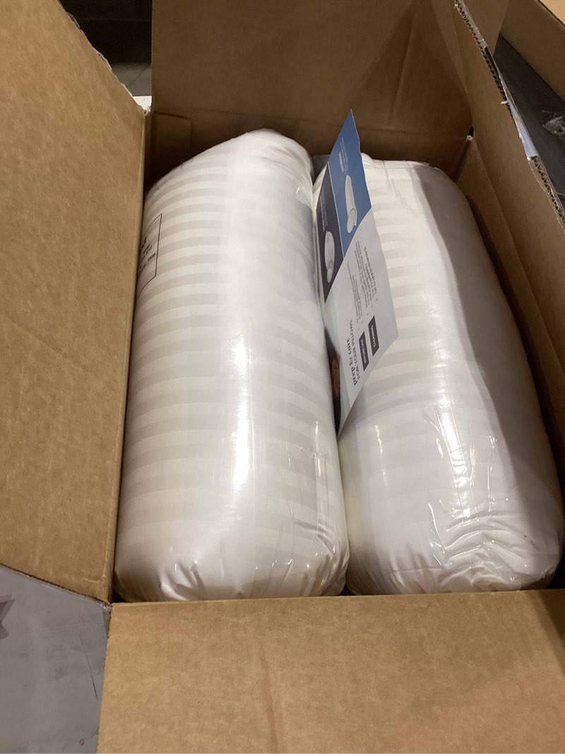 Condition photo showing New/Like New for Beckham Hotel Collection Queen Size White Pillow Protector with Zipper Set of 2, Soft and Breathable Cotton Pillow Protector Covers Queen 2.0