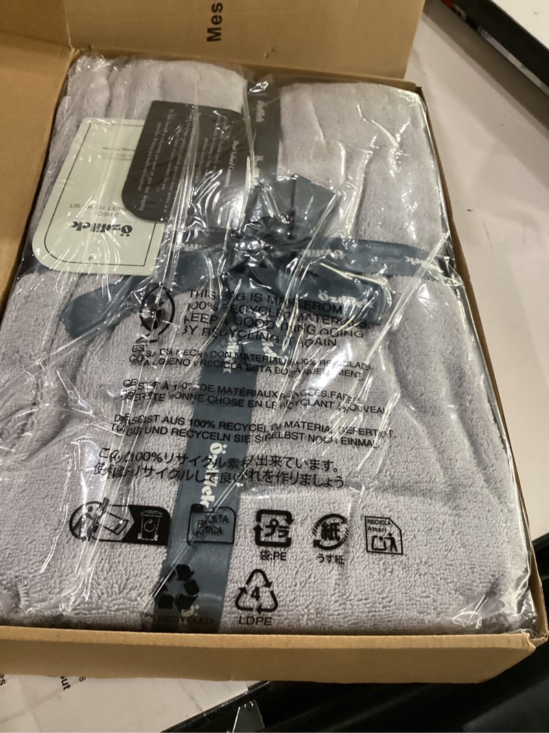 Condition photo showing Good Condition for ozdilek 2-piece bath towels, 27x54 100% turkish cotton, luxury quick dry, extra large, fade-resistant, eco-friendly, spa towel, comfortable (grey)