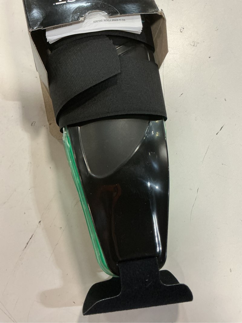 Condition photo showing Good Condition for aircast air-stirrup universe