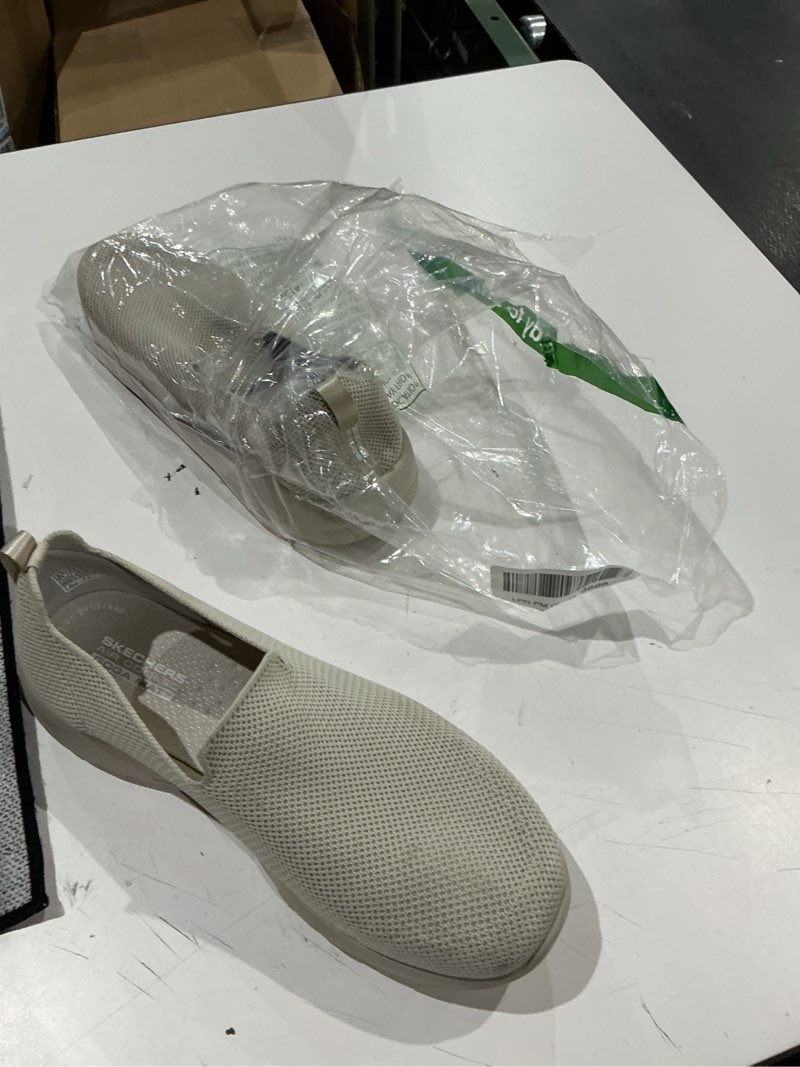 Condition photo showing As Is for skechers go walk yoga mat slip on gen 5 size 9