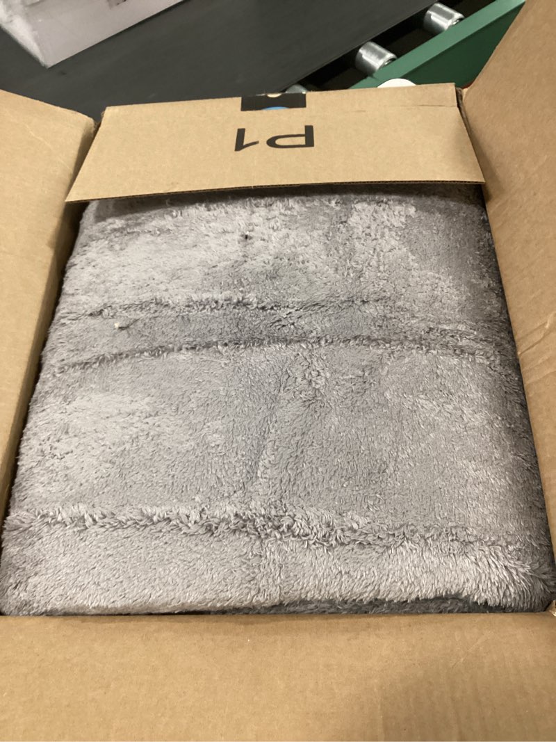 Condition photo showing As Is for Large Ultra Soft Modern Area Rugs for Living Room Bedroom, 7x10 Feet Dark Grey Thickened Memory Foam Indoor Solid Minimalist Carpets, Non-Slip Comfy Rug for Boys Girls Nursery Room Home Decor 7' x 10' (Rectangular) Dark Grey