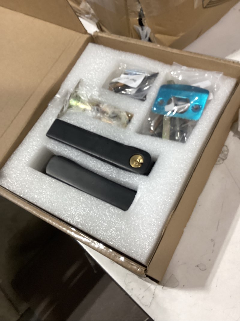 Condition photo showing Good Condition for mutak smart door lock keyless entry 6 in 1 electric biometric digital deadbolt app fingerprint touchscreen keypad ic card key type-c charging unlocking for front doors home