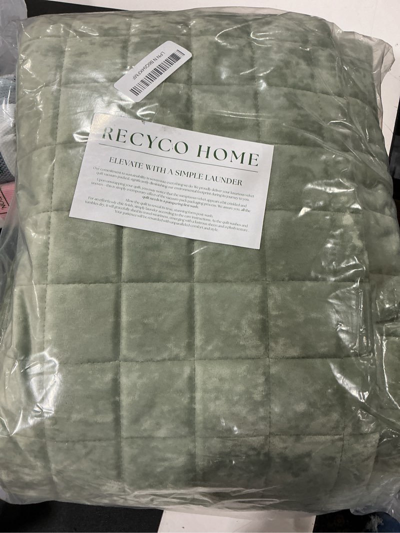 Condition photo showing Good Condition for recyco luxury velvet quilt set full queen size bedding sets, ultra soft velvet comforter set, lightweight channel box stitch oversized bedspread coverlet for all season, with 2 shams, sage green full/queen (88" x 92") sage green