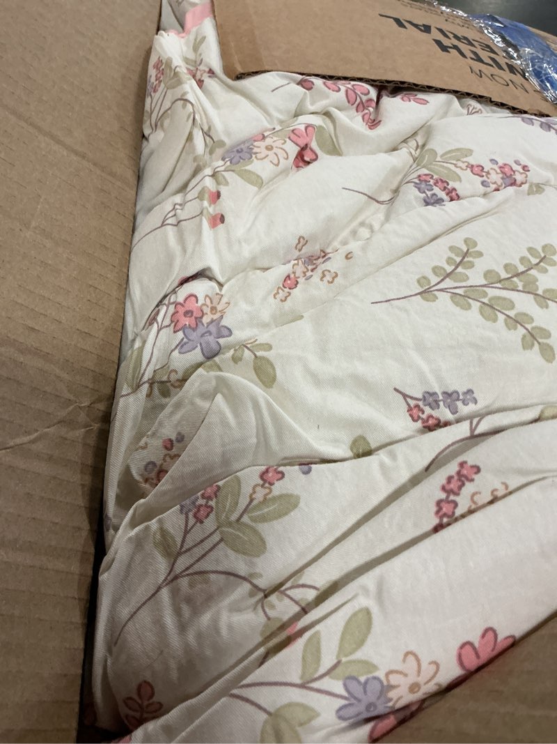 Condition photo showing Good Condition for joyreap 3pcs cotton comforter set for girls, pink floral design, queen size soft n cozy bedding comforter set for all season- 88x88 inches floral pink queen (88"x88")