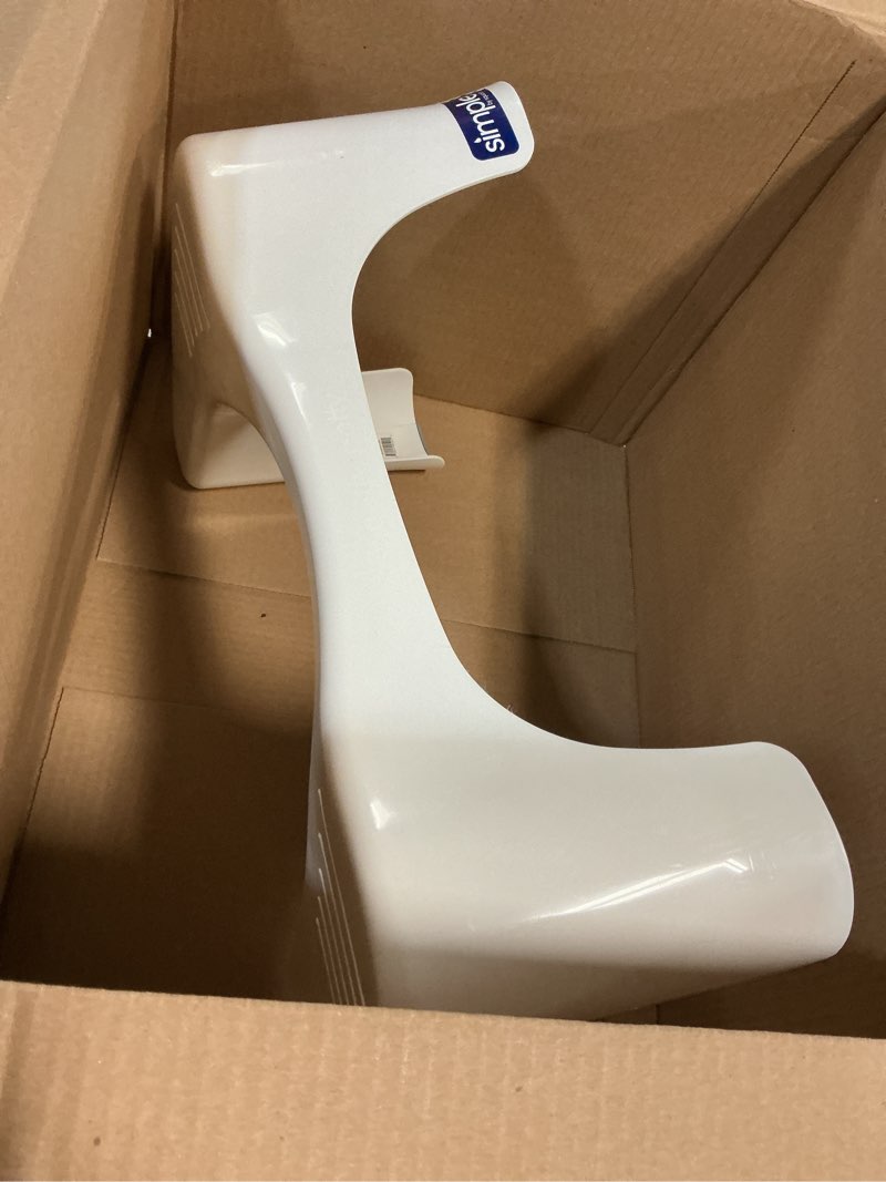 Condition photo showing Good Condition for Squatty Potty Simple Curve Bathroom Toilet Stool 7" White