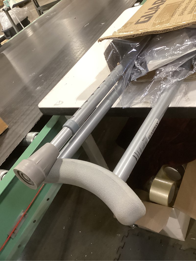 medline steel push-button bariatric crutches for tall adults - 650 lb. weight capacity, adjustable, heavy duty mobility aid, 1 pair 5'10" - 6'6"