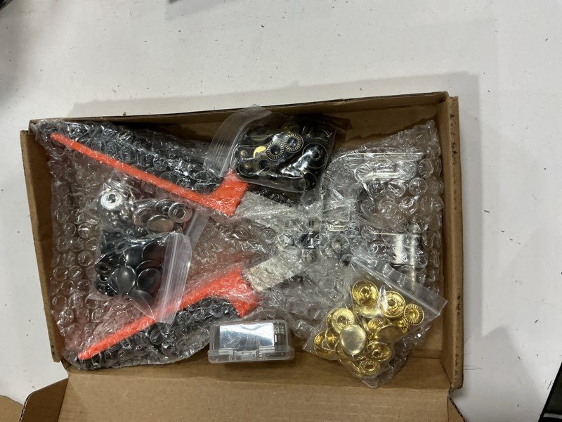 Condition photo showing New/Like New for heavy duty snap fastener tool, snap setter tool with 100 sets 4 color boat cover snaps, snap repair kit, repairing boat covers, canvas, fabric, tarps orange