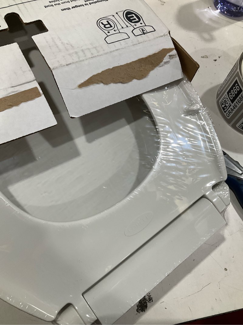 Condition photo showing Good Condition for kohler k-4774-0 brevia elongated white toilet seat with quick-release hinges and quick-attach hardware for easy clean, white