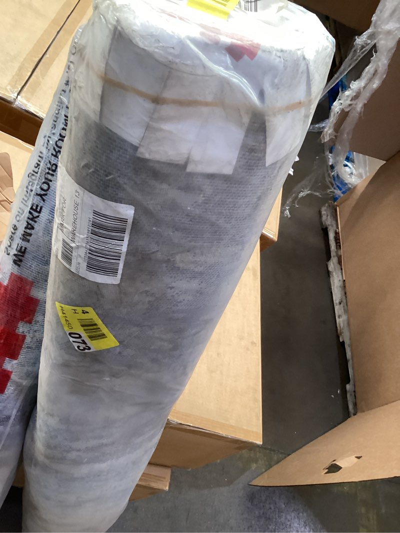 Condition photo showing New/Like New for nuLOOM 5 x 8 (ft) Polypropylene Blue Rectangular Indoor Abstract