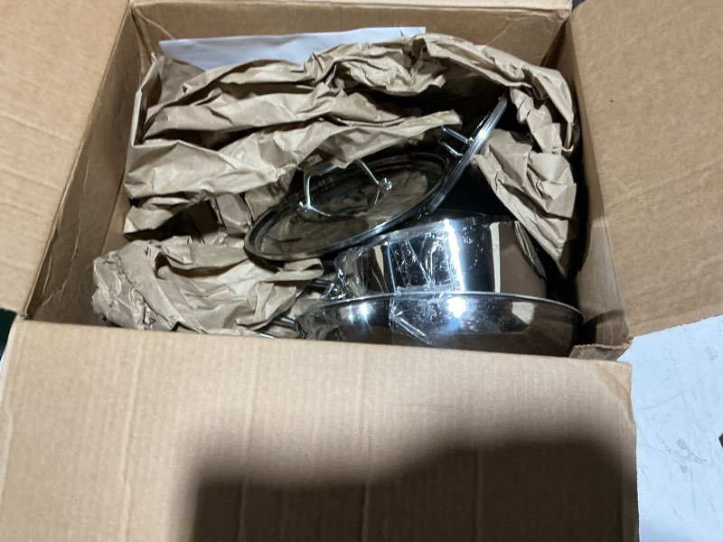 Condition photo showing Good Condition for tramontina signature tri-ply clad stainless steel 8-piece cookware set with lids, pots and pans kitchen set, induction-ready, dishwasher-safe, nsf-certified, made in brazil