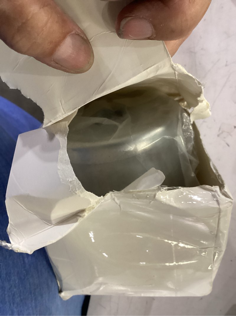 Condition photo showing Good Condition for dust cover cap k5647-34310 k5647-34312 replacement for kubota zd28 zd25f zd221 zd323 zd326 zg222 zg227 replaces 1913-2202 3 packs