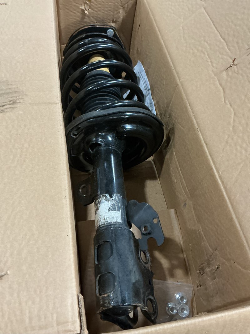 Condition photo showing Good Condition for kyb sr4139 strut plus complete corner unit assembly, black