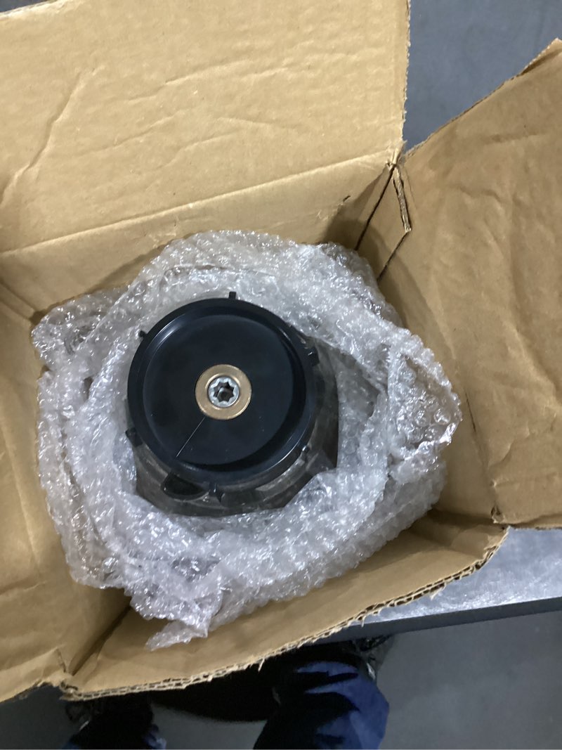 Condition photo showing Good Condition for 6 cup blender glass jar with blade?including 1 glass jar with lid 1 4fins blade 1 blender jar base 3pcs seal gasket. replacement parts for oster osterizer (not fit pro, master or versa models)