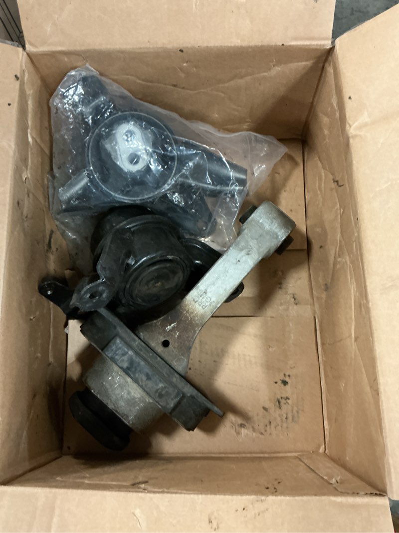 Condition photo showing As Is for applianpar engine motor mount and transmission torque strut mount kit for hyundai sonata 2015-2018 l4 2.4l automatic