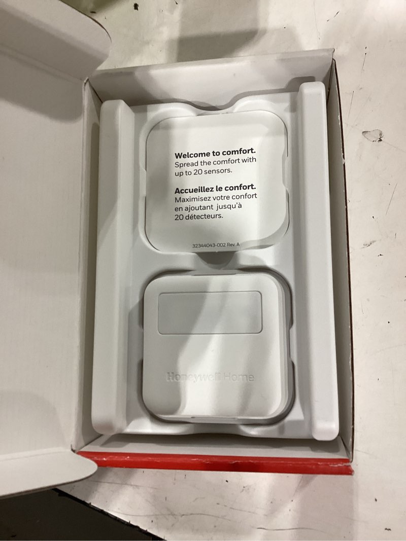 Condition photo showing Good Condition for honeywell home smart room sensor