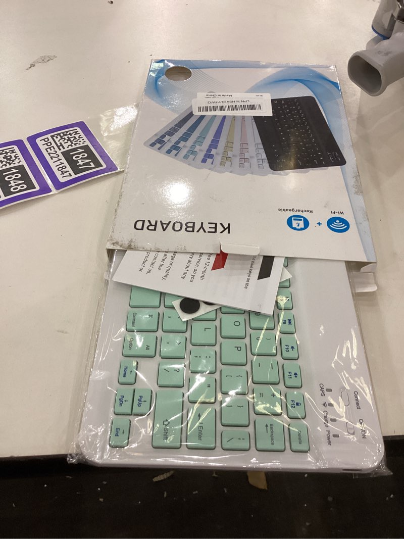 Ultra-Slim Bluetooth Keyboard Portable Mini Wireless Keyboard Rechargeable for Apple iPad iPhone Sam