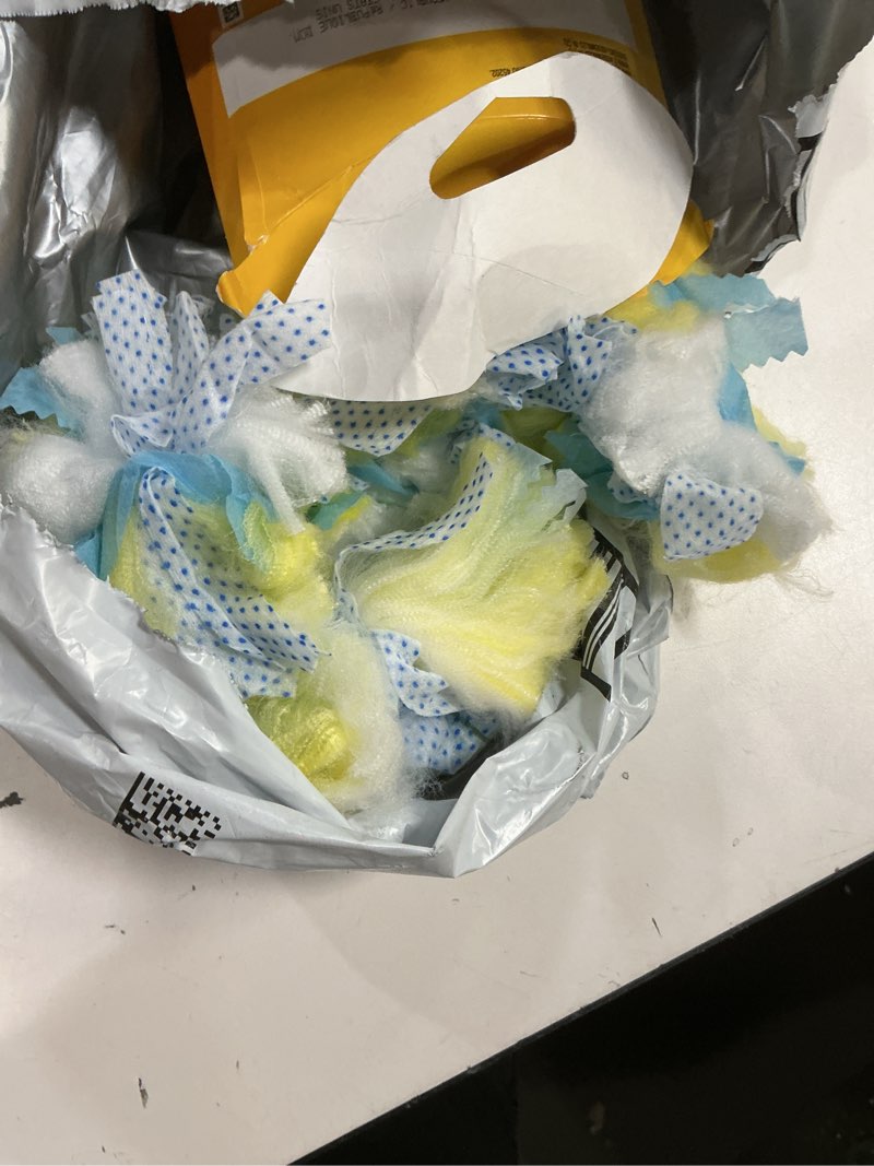 Condition photo showing Good Condition for Swiffer Duster Kit with 6 ft Super Extendable Handle, Heavy Duty Starter Kit with 8 Refills