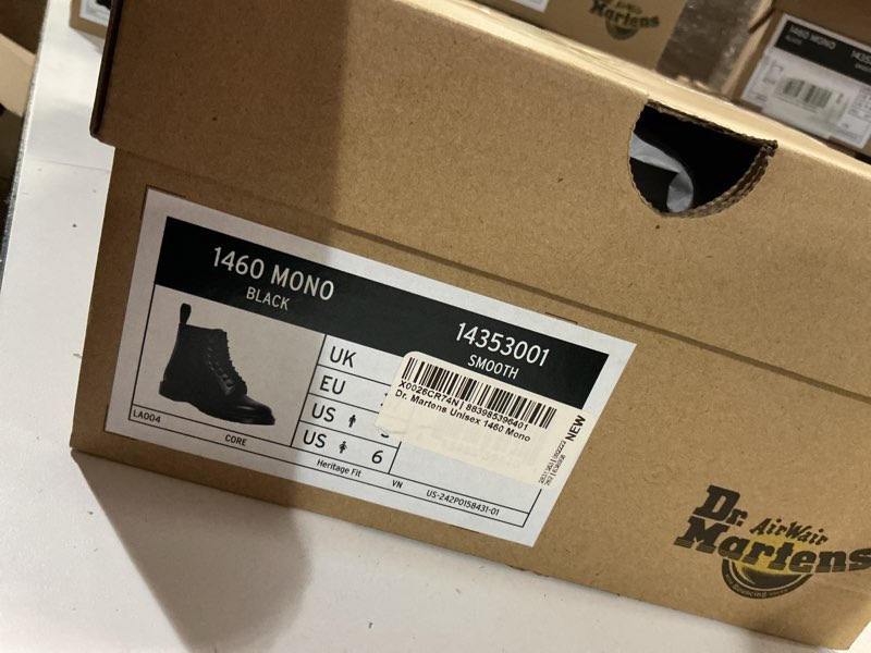 Condition photo showing Good Condition for dr. martens unisex 1460 mono smooth leather 8 eye boot, black(size , 6 women/5 men