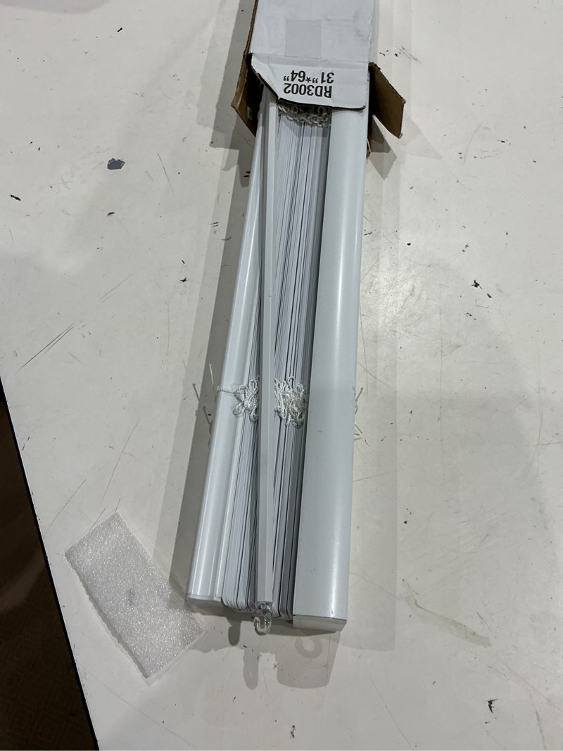 Condition photo showing Good Condition for incomplete project source room darkening 1-in slat width 31-in x 64-in cordless white vinyl room darkening mini-blinds