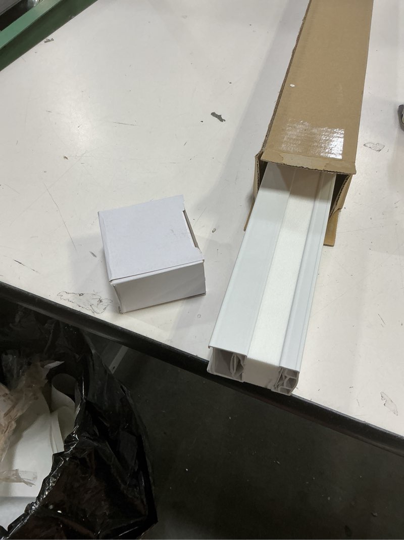 Condition photo showing Good Condition for BlindsAvenue Cellular Honeycomb Cordless Polyester Shade, 9/16" Single Cell, Light Filtering, White, Size: 22.5" W x 48" H White 22.5"W x 48"H