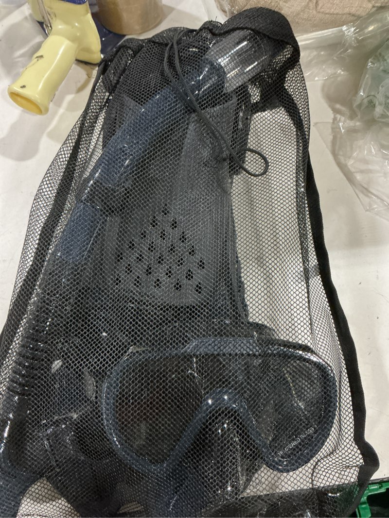 Condition photo showing Good Condition for snorkeling gear for adults men women,4 in 1 snorkel set with panoramic view diving mask anti-fog anti-leak,dry top snorkel,fins and travel bag for swimming,snorkeling and travel diving navyblue ml/xl