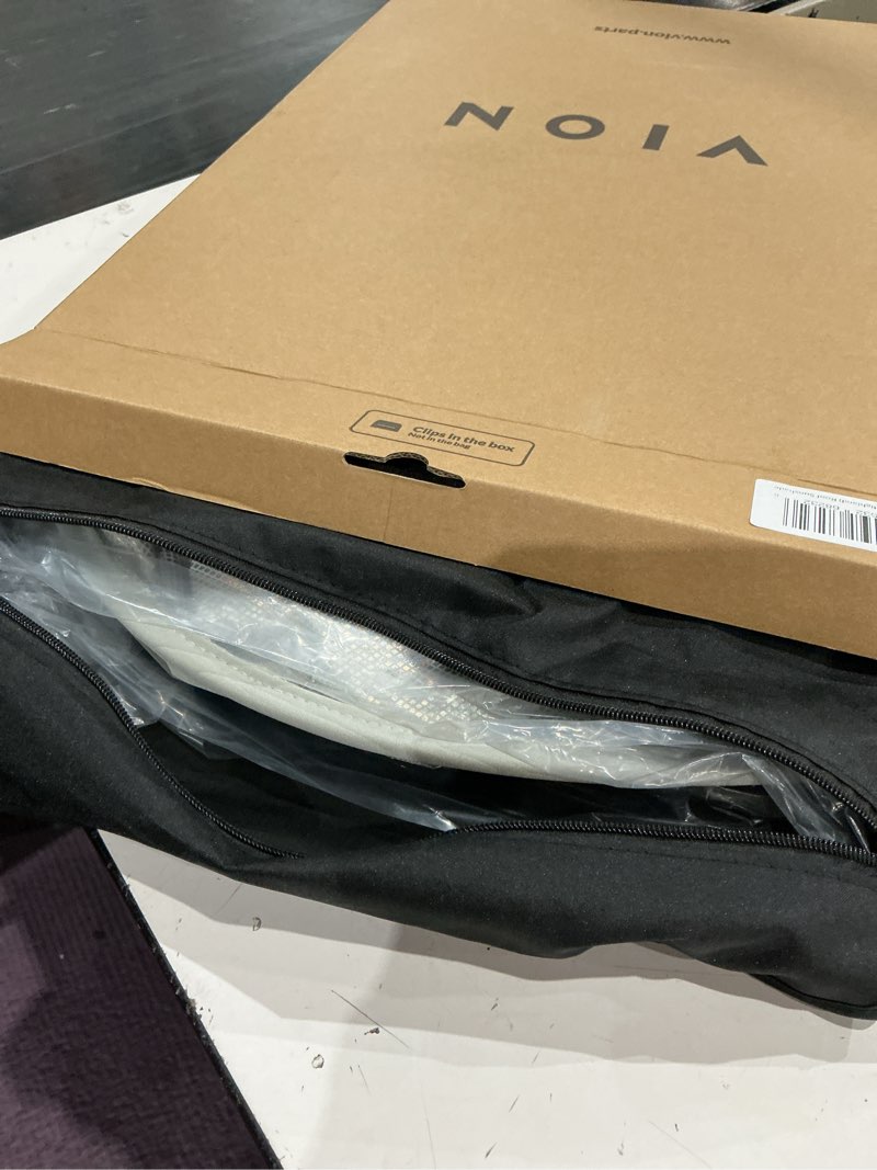 Condition photo showing Good Condition for vion tesla 2025-2024 model 3 roof sunshades (only compatible with the 2025-2024 model 3 highland made in us factories)
