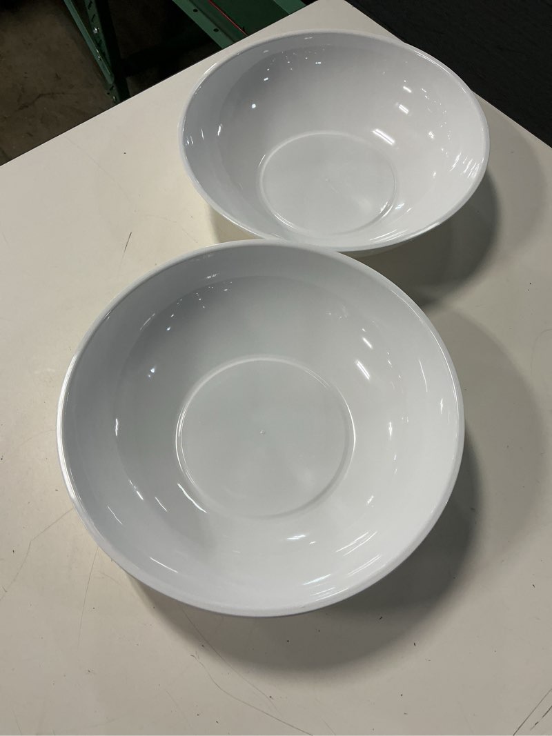 Condition photo showing New/Like New for  wna   128fl  oz   caterline  plastic bowls 24 pcs 