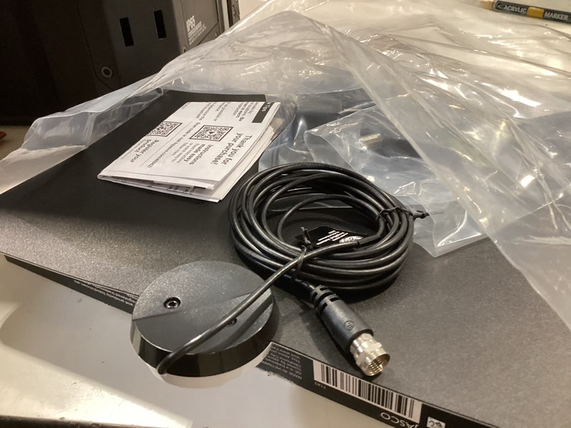 Condition photo showing Good Condition for ge flat directional indoor hd; uhf; vhf tv antenna