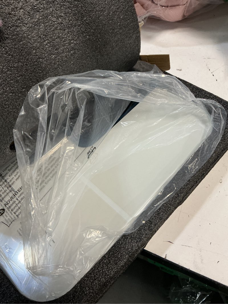 Condition photo showing Good Condition for wyze scale ultra, smart scale with 4.3" color display, digital bathroom scale for body weight bmi muscle mass composition, wi-fi & bluetooth body fat scale with heart rate- white wyze scale ultra - white