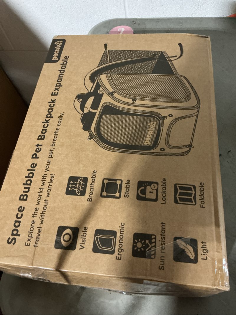 Condition photo showing New/Like New for pecute cat backpack carrier expandable, large space cat bubble backpack, breathable cat carrier, shaded dog backpack carrier for travel, hiking, vet,12.6" l x 10.2" w x 16.5" h,green green(expandable) 12.6"l x 10.2"w x 16.5"h